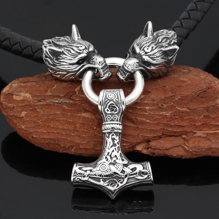 Viking Hammer Thor Mjölnir Necklace