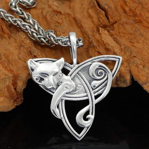 Celtic Cat on Triquetra cS925 Sterling Silver Necklace
