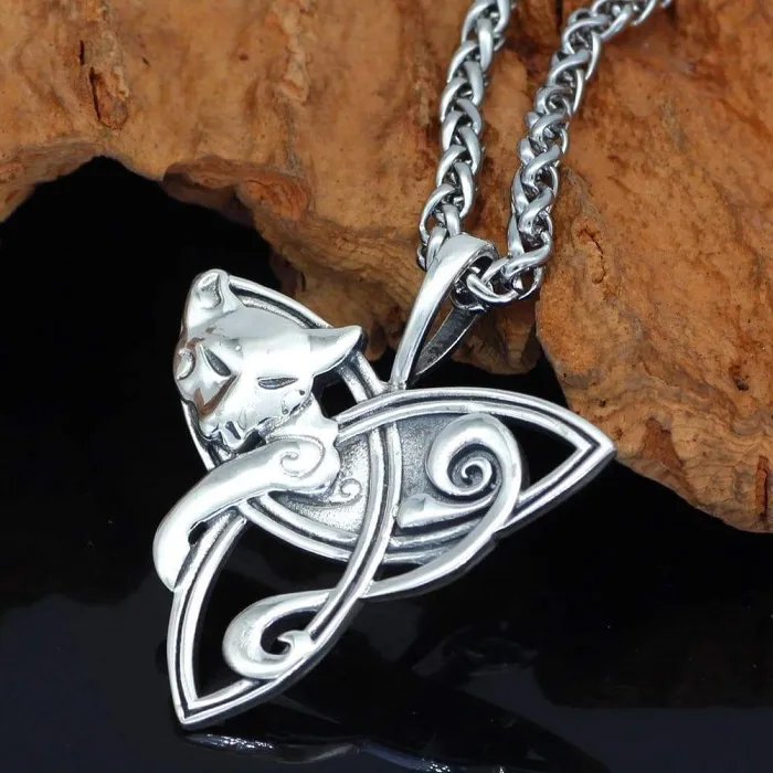 Celtic Cat on Triquetra cS925 Sterling Silver Necklace