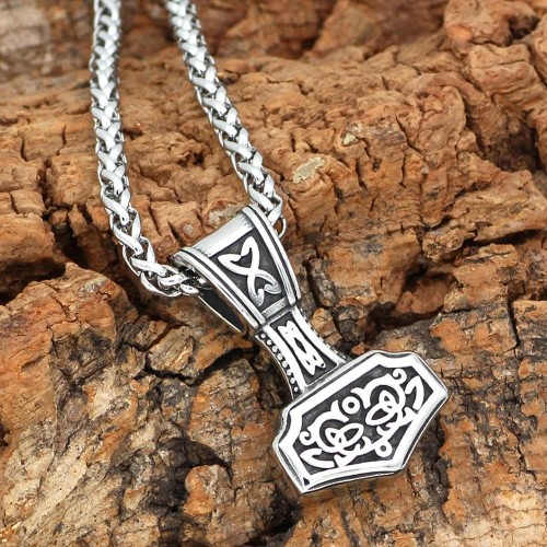 Viking Thor’s Hammer Mjölnir Necklace