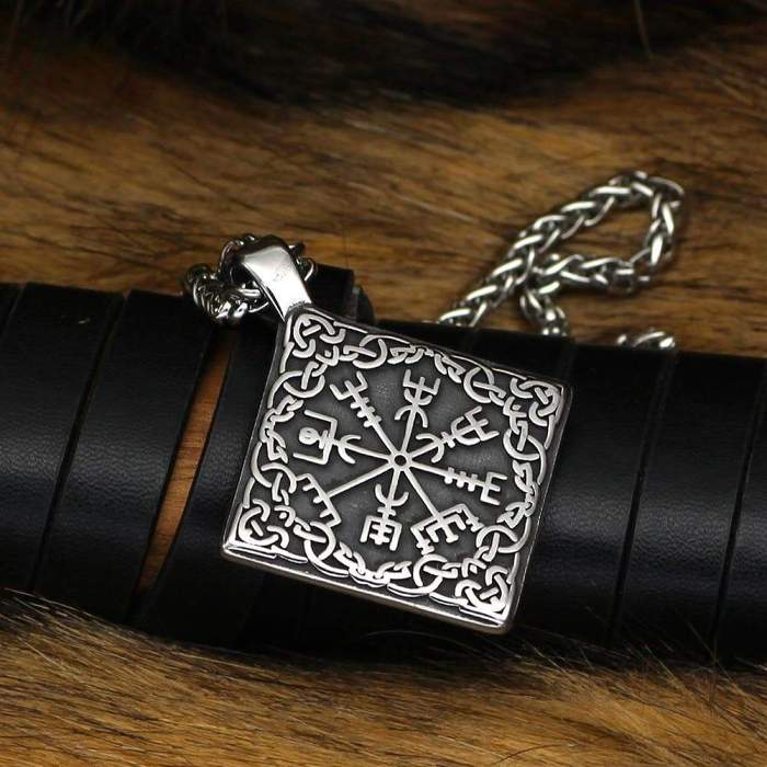 Vikings Nordic Vegvisir Stainless Steel Necklace