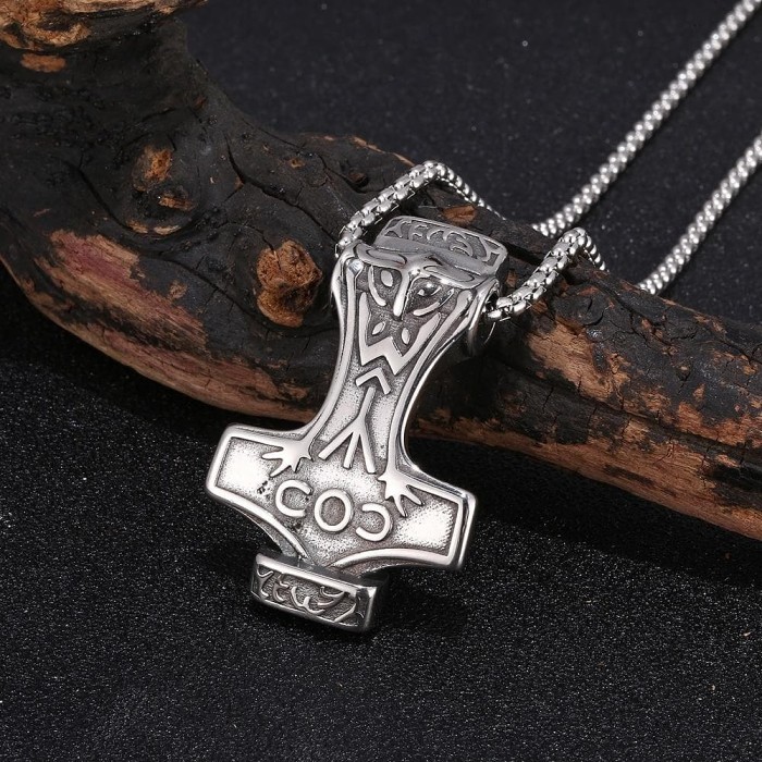 Viking Mjolnir Thor’s Hammer Necklace