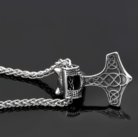 Vikings Bear Head Mjolnir Pendant Necklace