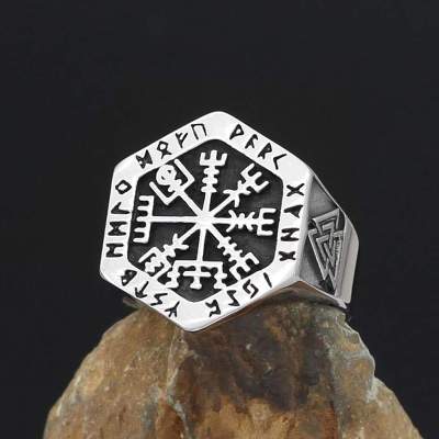 Viking Vegvisir Compass Ring