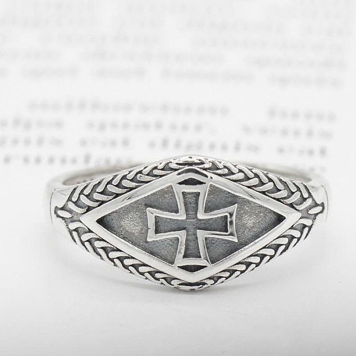 Templar Cross Pattée S925 Sterling Silver Ring