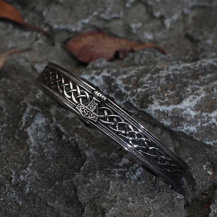 Vikings Thor's Hammer Stainless Steel Bangle Bracelet