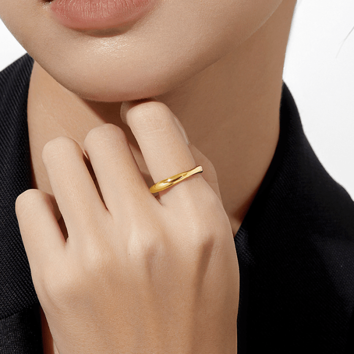Twisted Wave Ring, Minimalist Ring For Women, Wavy Ring
