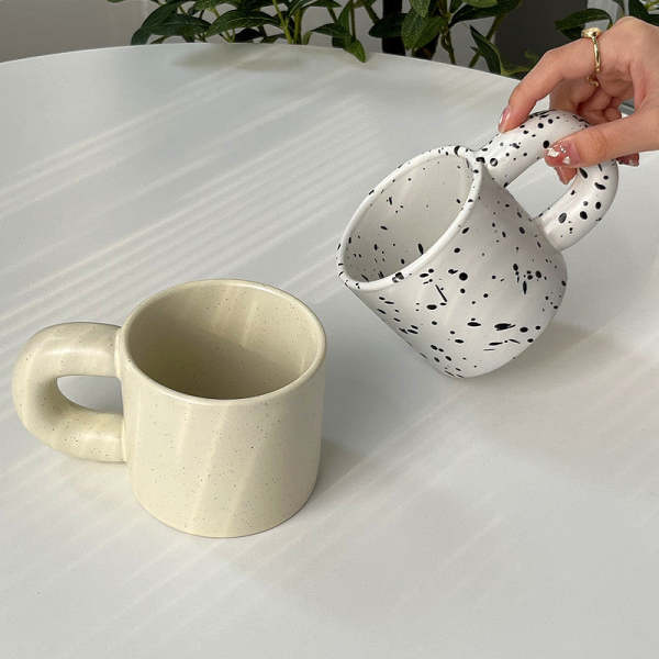 Checkered Ceramic Large Handle Coffee Mug