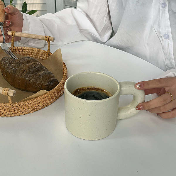 Checkered Ceramic Large Handle Coffee Mug