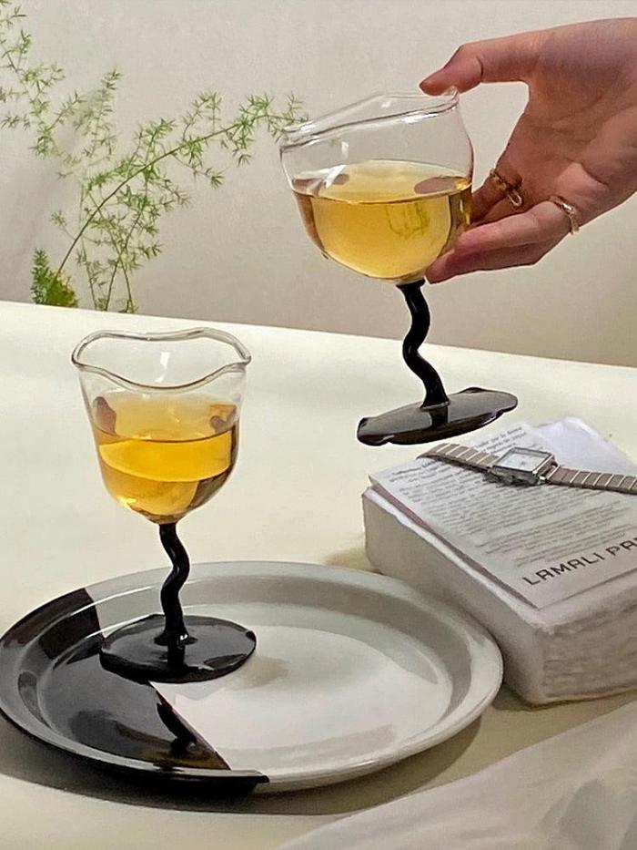Irregular Goblet Cocktail Twisted Glass - Set of 2