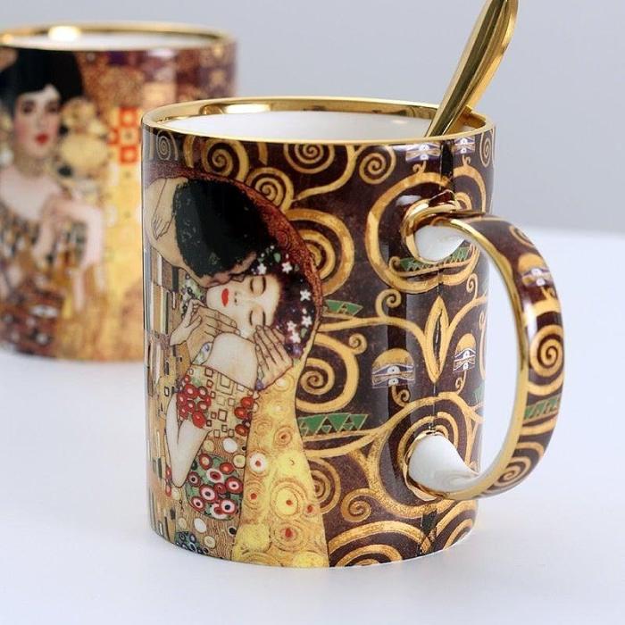Klimt Kiss Porcelain Coffee Mug With Spoon