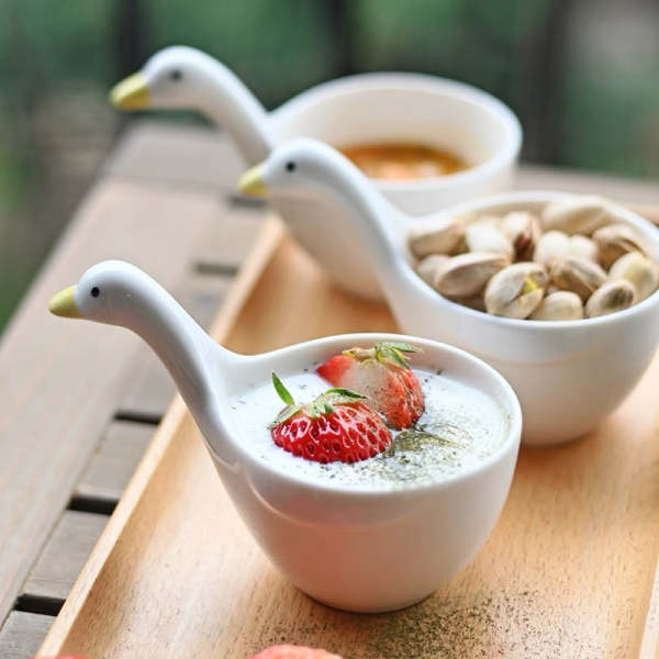 Cute Duckling Shape Ceramic Bowl Set