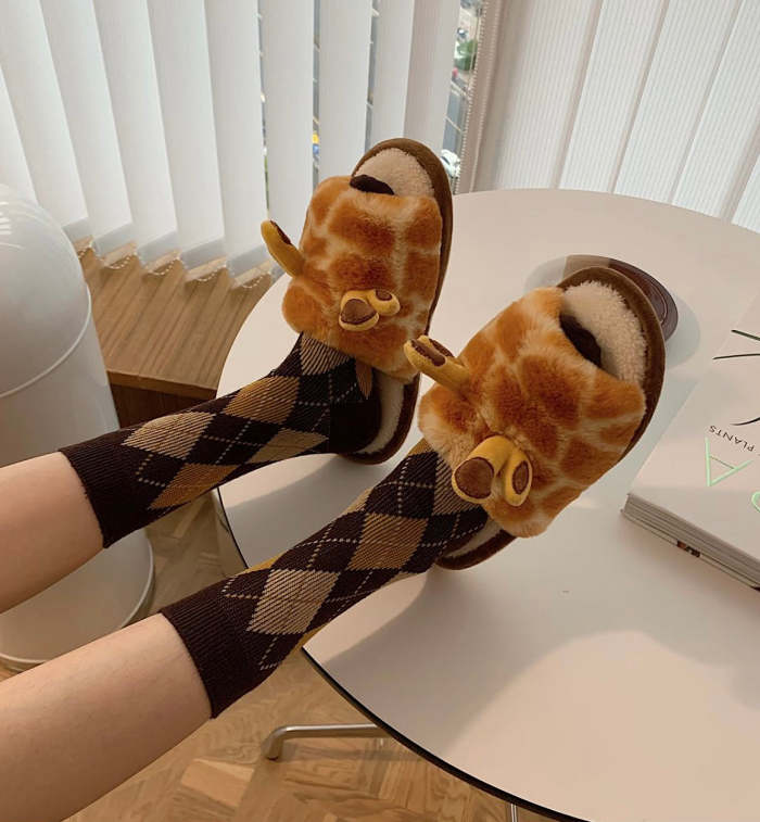 Cute Cozy Fluffy 3D Giraffe Shape Home Slippers