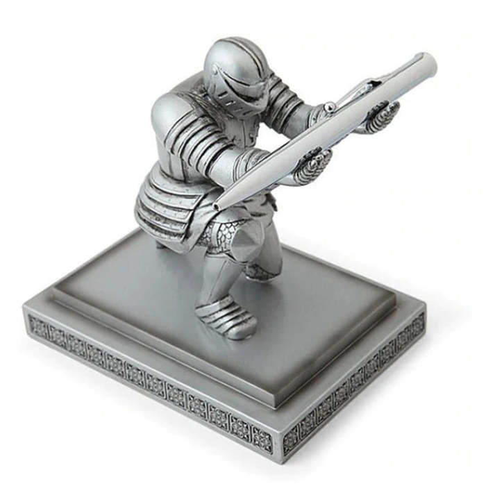 Elegant and Noble Knight Pen Holder