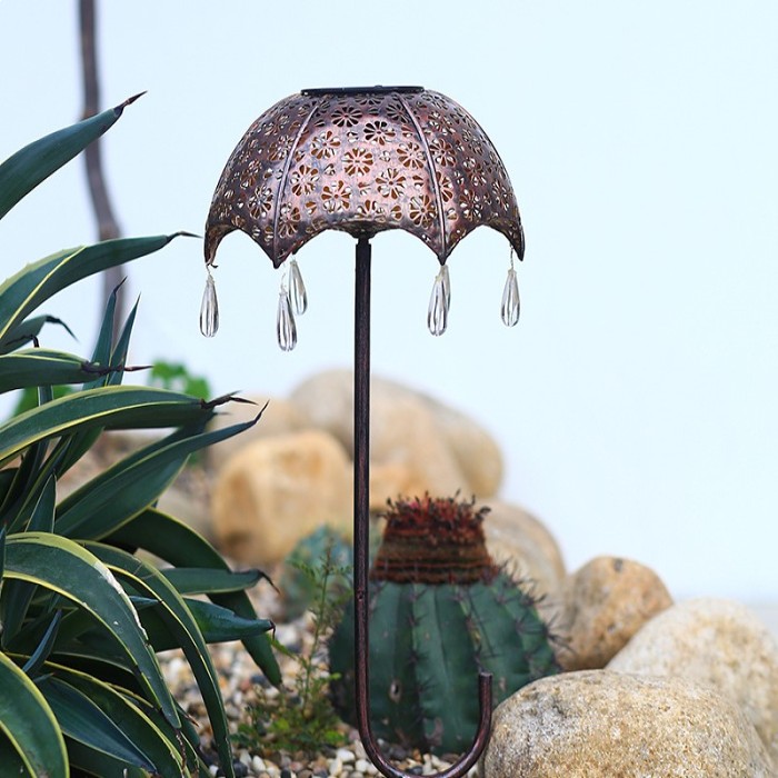 Solar Garden Spotlights Outdoor Vintage Metal Umbrella Lights