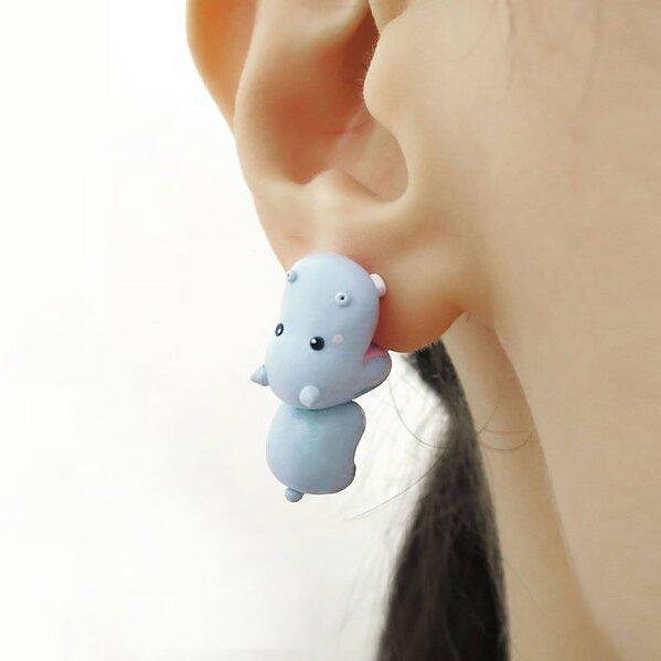 Cute animal bite earring