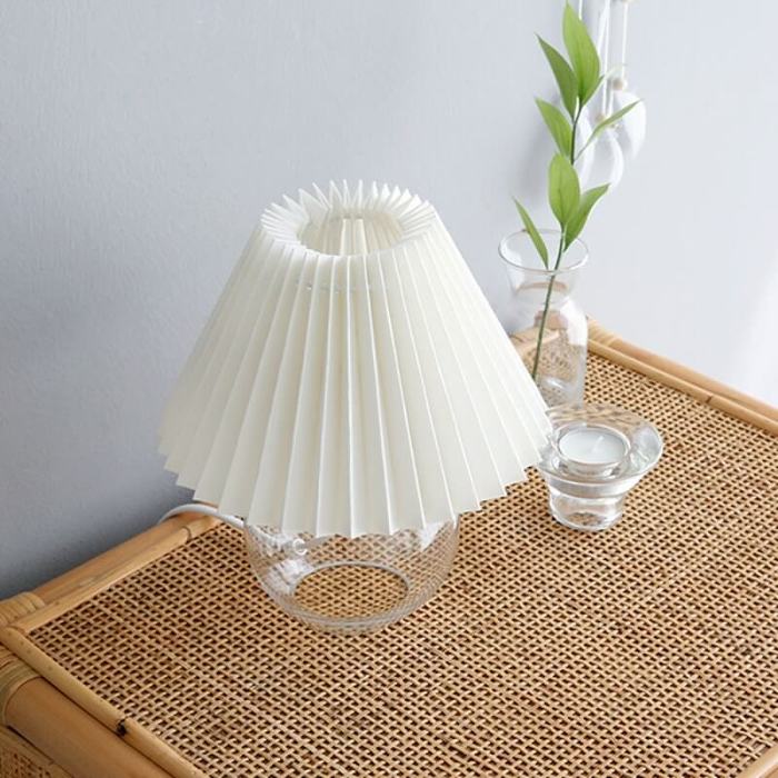 Pleated Glass Base Table Lamp