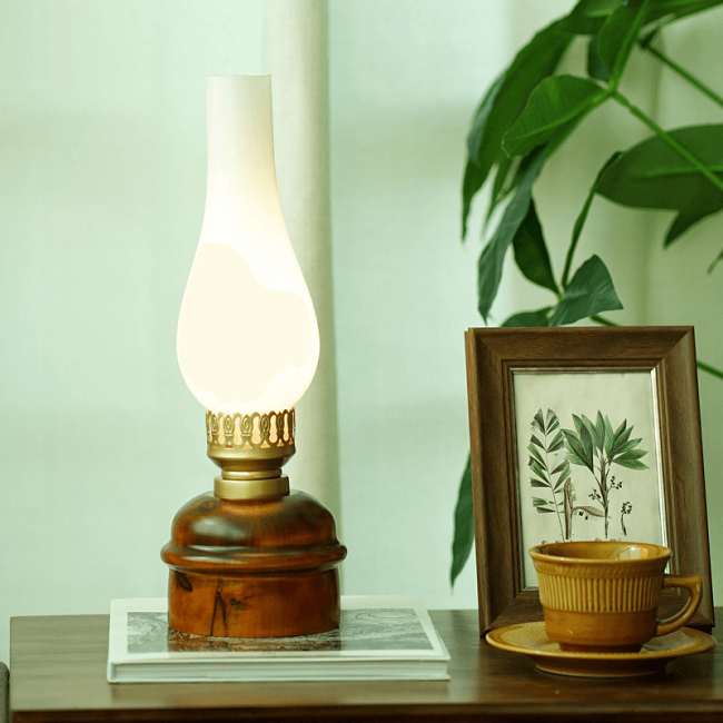 Retro Kerosene Shape Table Lamp