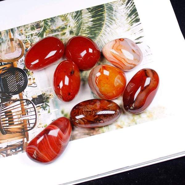 Madagascar Natural Agate Crystal by Veasoon