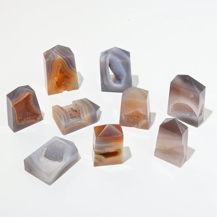 Agate Cave Point Tower by Veasoon