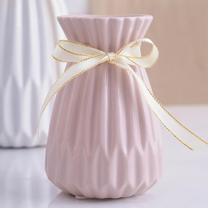 Fashion White Porcelain Vase