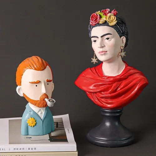 Portrait Figurines Statues by Veasoon