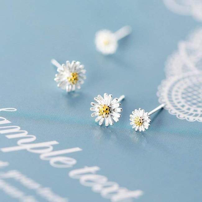 Sterling Silver Daisy Chrysanthemum Earrings