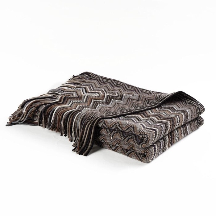 Geometric Pattern Throw Blanket by Veasoon