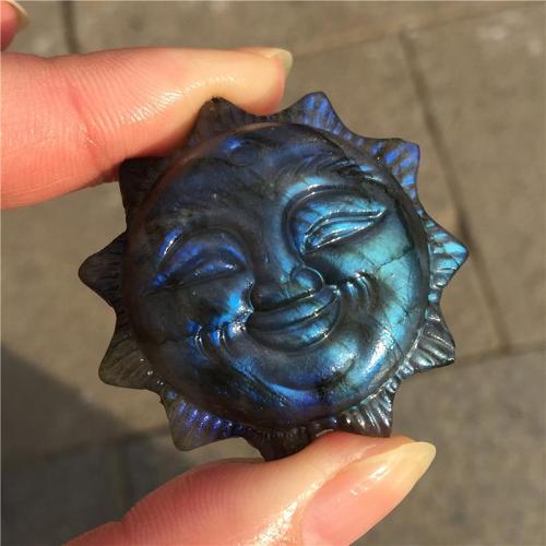 Labradorite Sun Face Carving by Veasoon