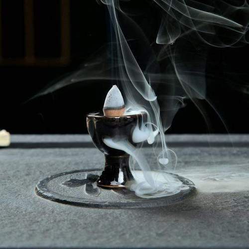 Creative Ceramic Mini Incense Burner by Veasoon