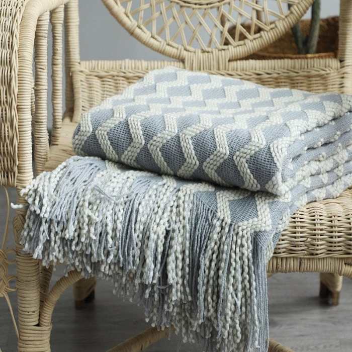 Nordic Knitted Blanket by Veasoon
