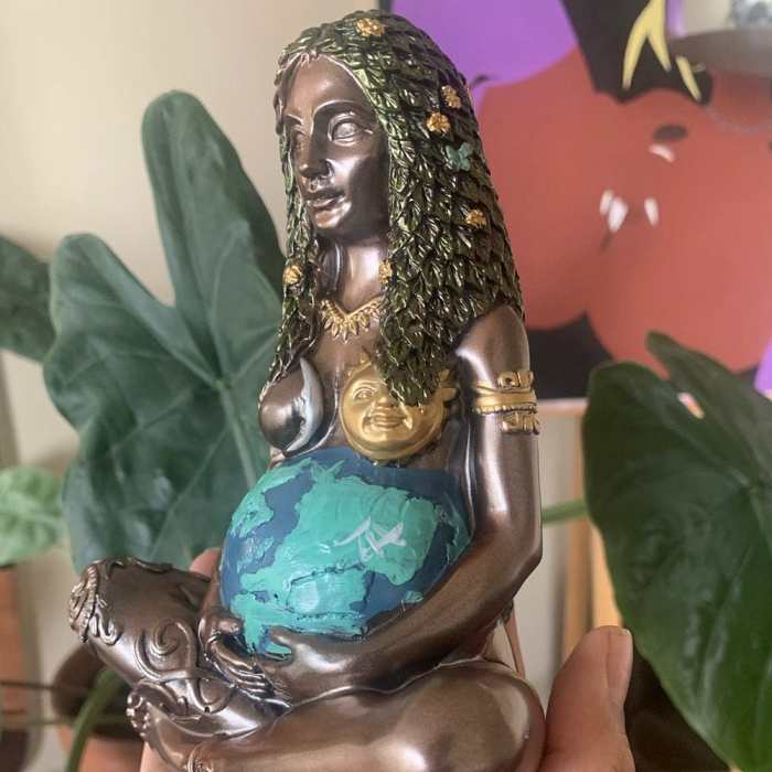 Mother Earth Statue by Veasoon