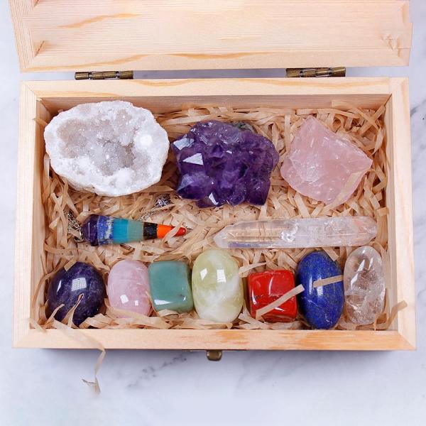 12 Healing Crystals in a Box by Veasoon