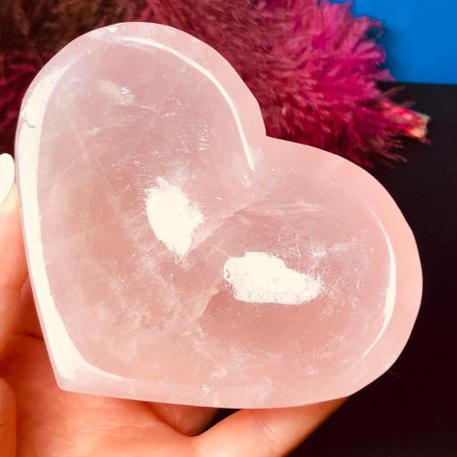 Rose Quartz Healing Crystals by Veasoon