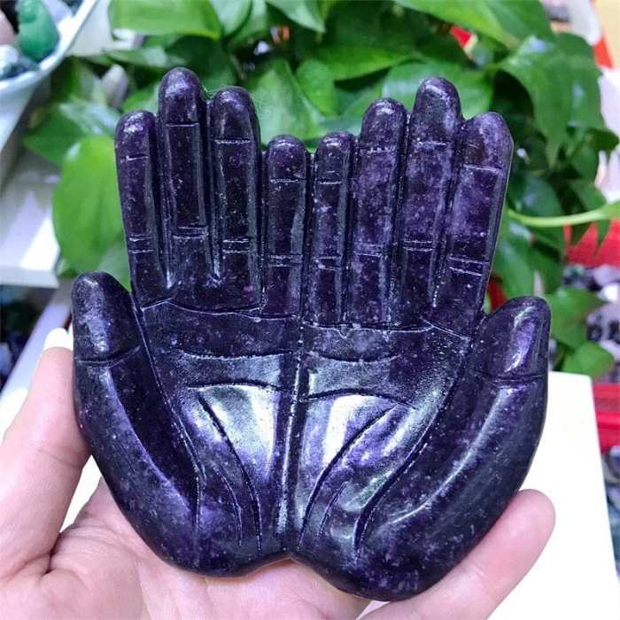 Open To Receive Hands Crystal Carving by Veasoon