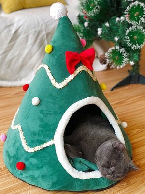 Christmas Tree Pet Bed by Veasoon