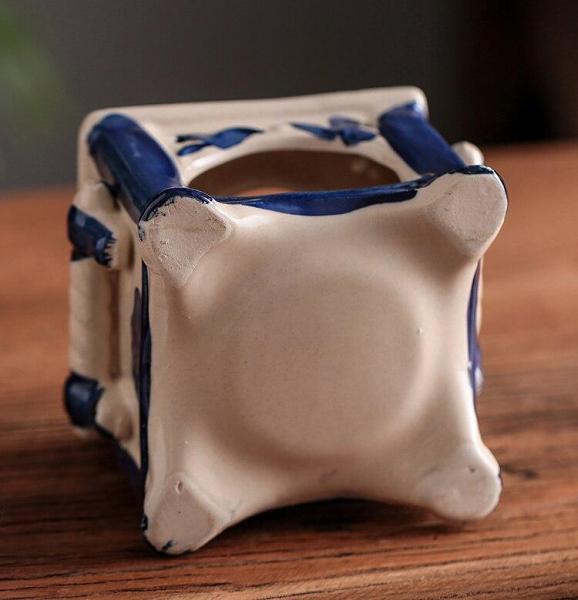 Vintage Inspired Ceramic Burner by Veasoon