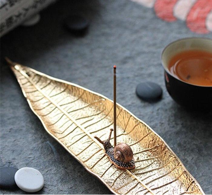 Bodhi Leaf Incense Stick Burner by Veasoon