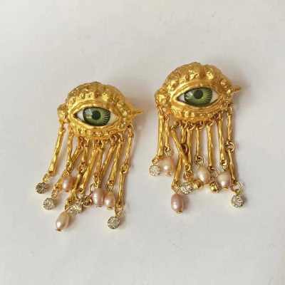 Vintage Eye Earrings
