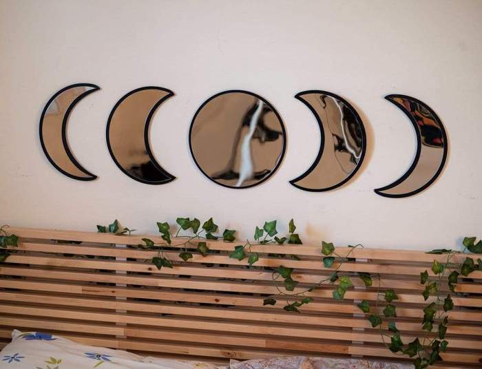 Wooden Moonphase Mirror Set by Veasoon