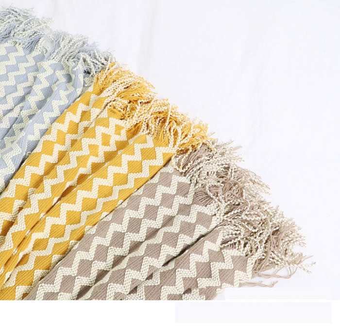 Nordic Knitted Blanket by Veasoon