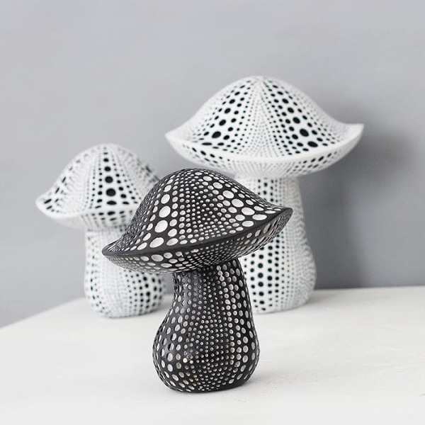 Mushroom Figurine by Veasoon