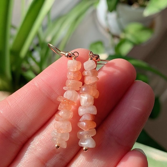 Natural Crystal Gravel Chips Earrings