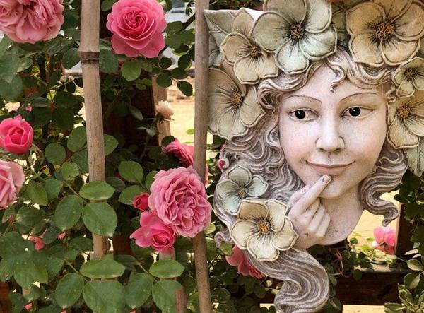 The Flower Goddess Wall Pot by Veasoon