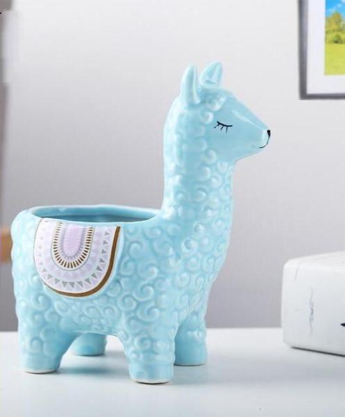 Animal Shaped Mini Pots by Veasoon