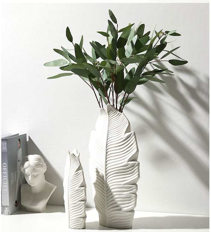 Palm Tree Leaf Vase by Veasoon