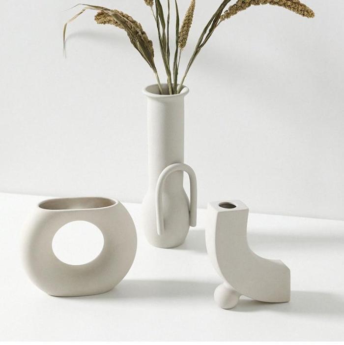 Minimalist White Flower Vases by Veasoon