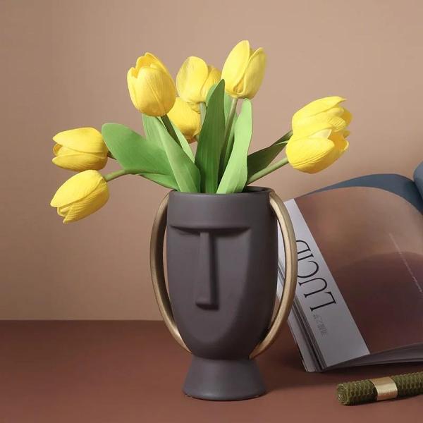 Abstract Face Flower Vase by Veasoon