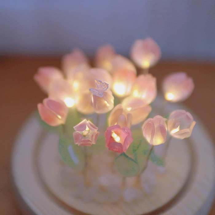 Handmade Tulip Lamp by Veasoon