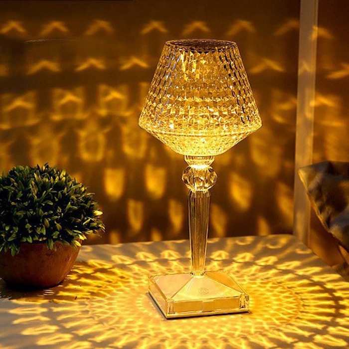 Crystallia Crystal Table Lamp by Veasoon